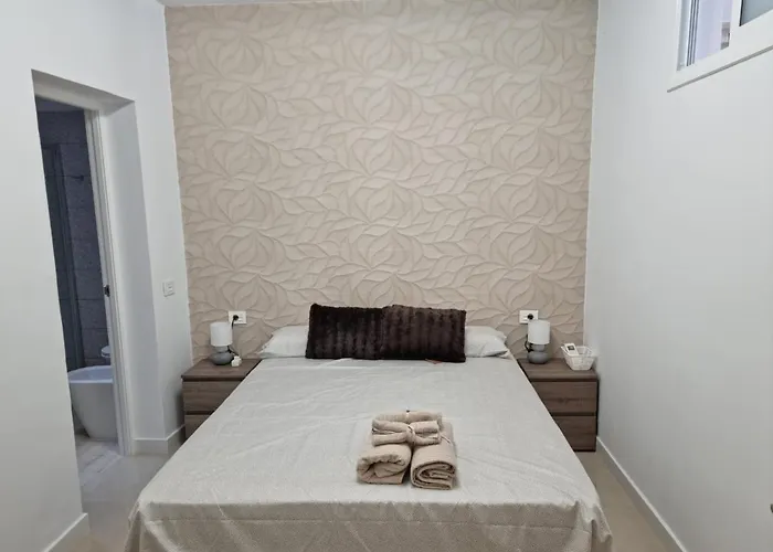 Fantastica Cusmano Con Piscina Privada فيلة أذيخي