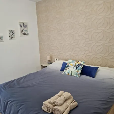 Fantastica Cusmano Con Piscina Privada 别墅 阿德耶